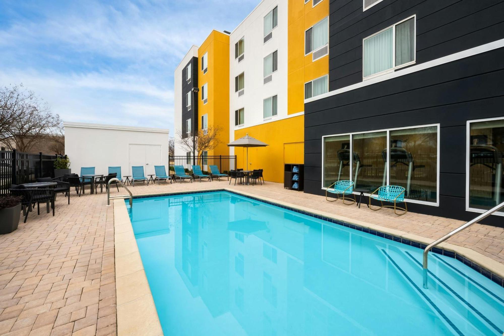 Towneplace Suites By Marriott Montgomery Eastchase Exterior photo