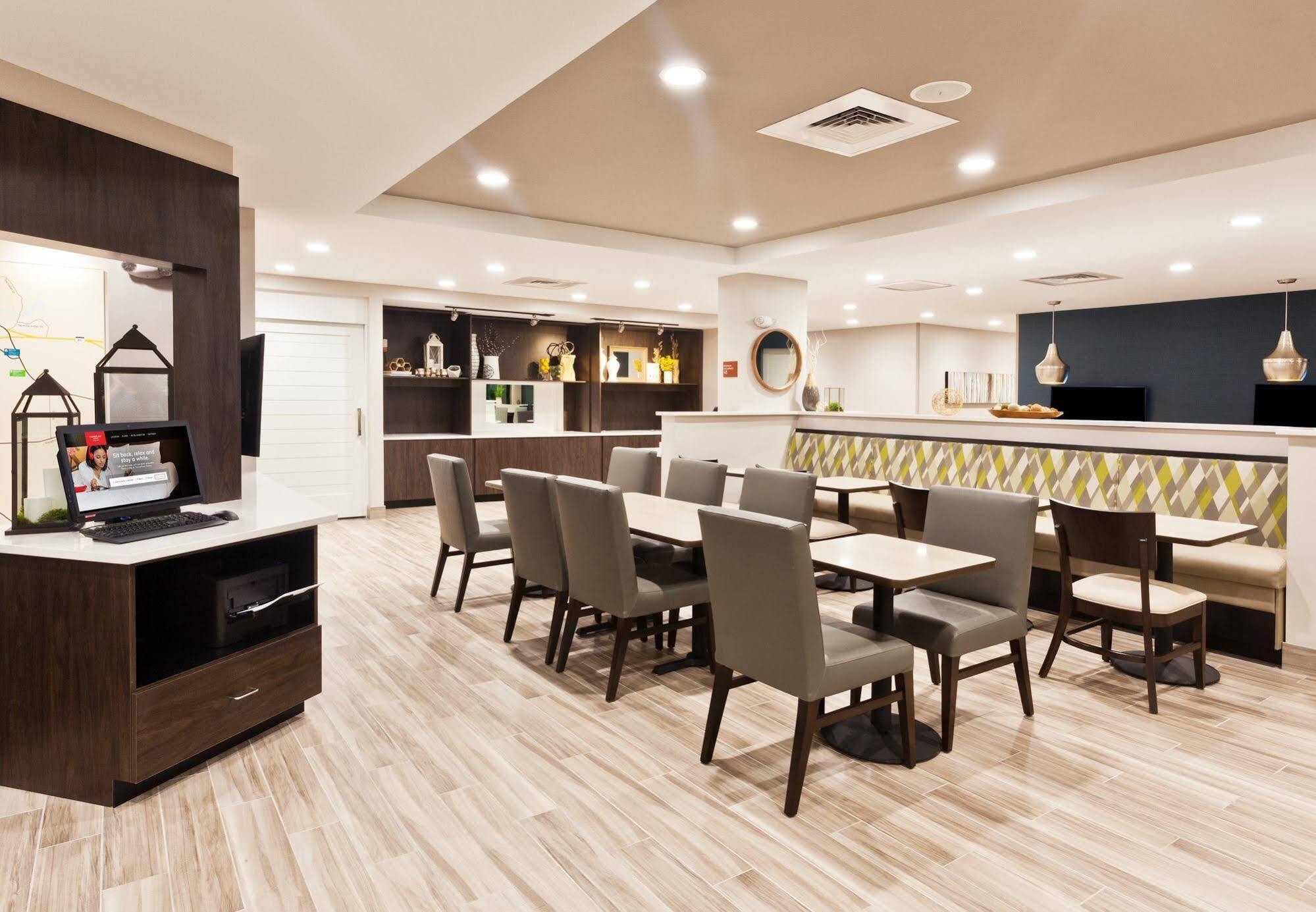 Towneplace Suites By Marriott Montgomery Eastchase Exterior photo